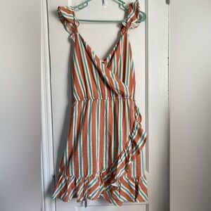 NWT Plus  Size LC Lauren Conrad Surplice
Faux-Wrap Dress with ruffles, Size: XXL